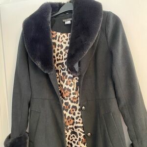 VENUS Black Faux Fur Trim Coat – Size 4